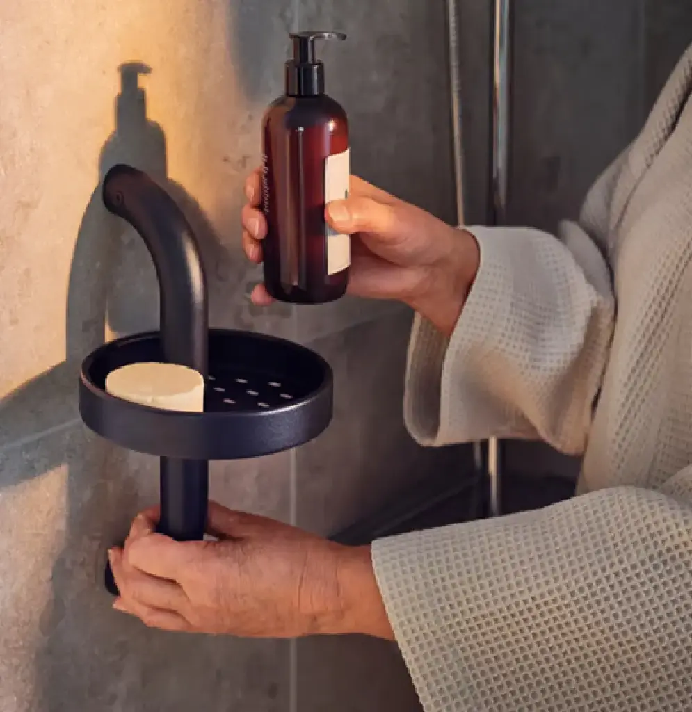 Basingen шүршүүрний хар өлгүүр