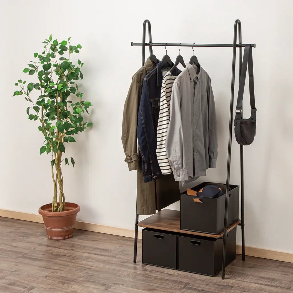 Nitori 86*41*162см морин өлгүүр хар